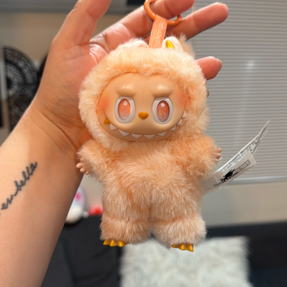 Pop Mart Labubu The Monsters Big into Energy Series happiness Vinyl Plush